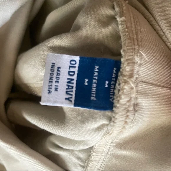 Maternity Utility Pant - Picture 8 of 9